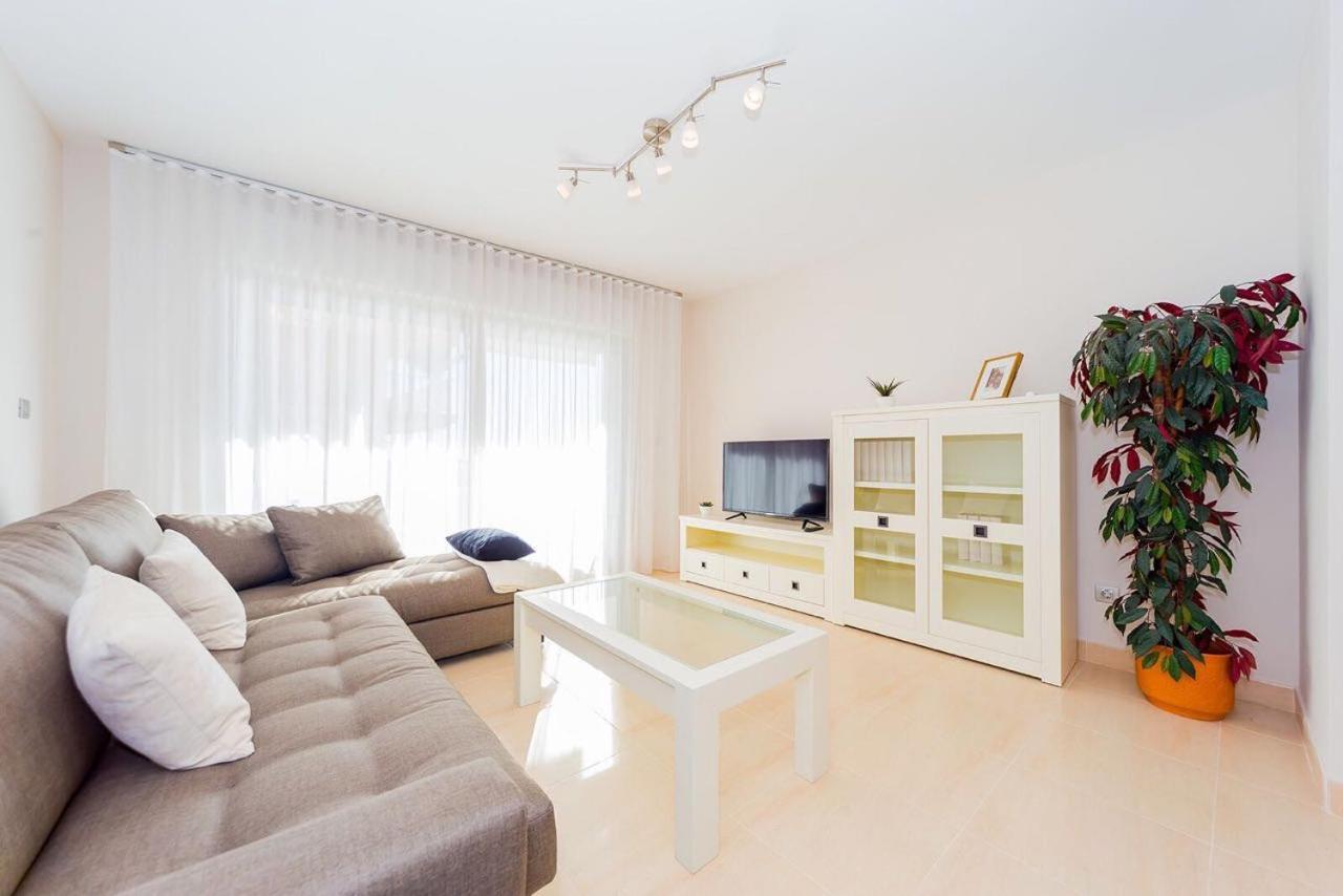 Шикарная Квартира На Первой Линии -Luxury Apartment On The First Line Sea Torrevieja Eksteriør bilde